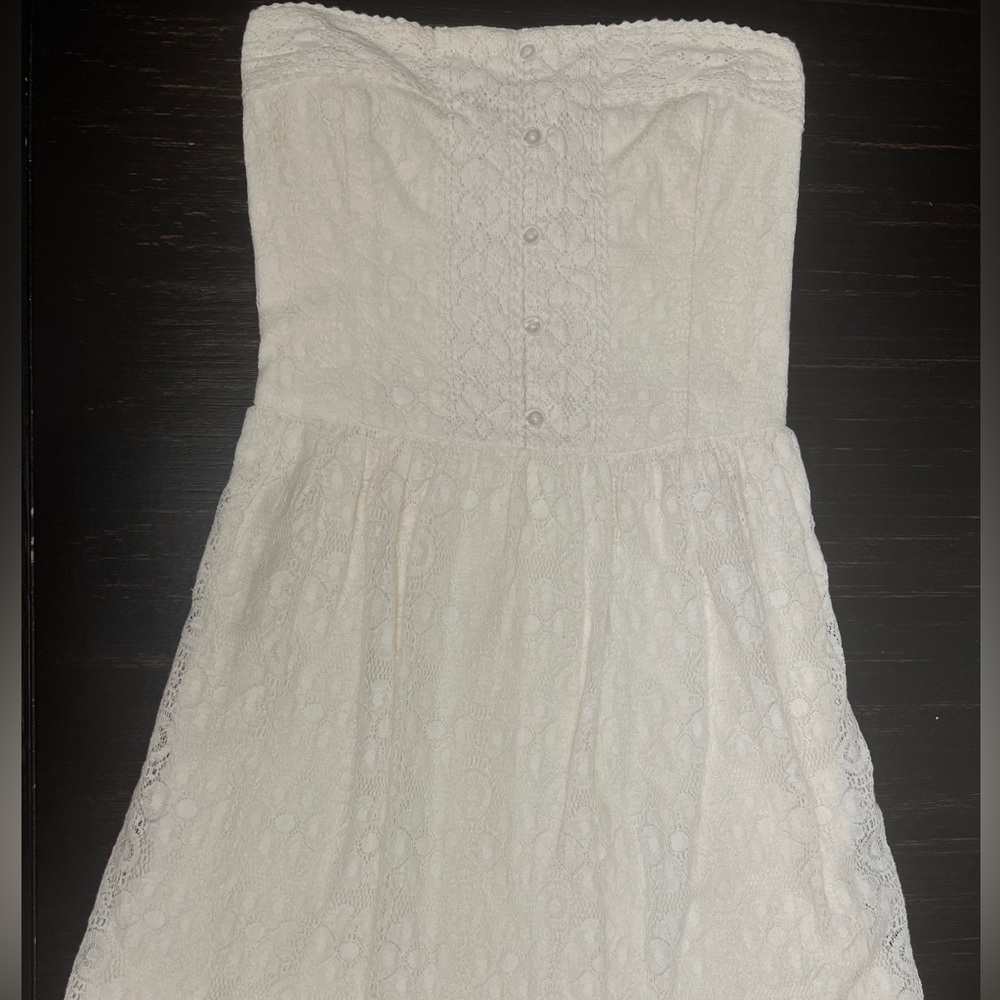 Abercrombie off white strapless lace dress
